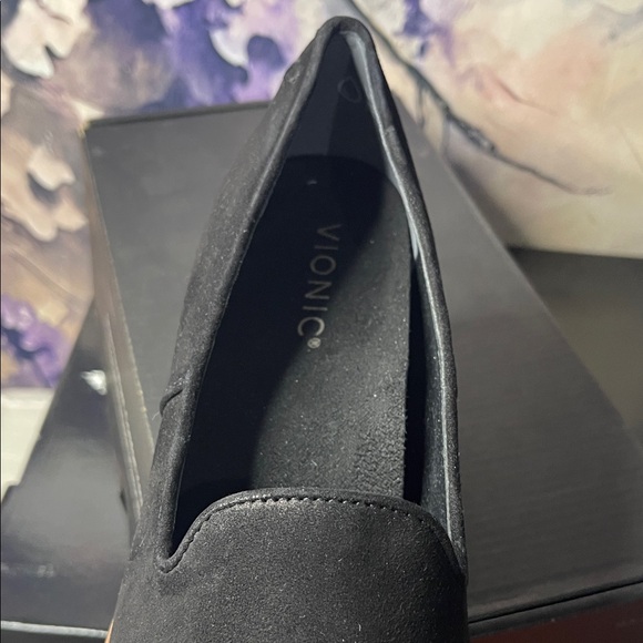 Vionic WILLA Black Wedge Loafer with Lug Sole - Picture 7 of 9